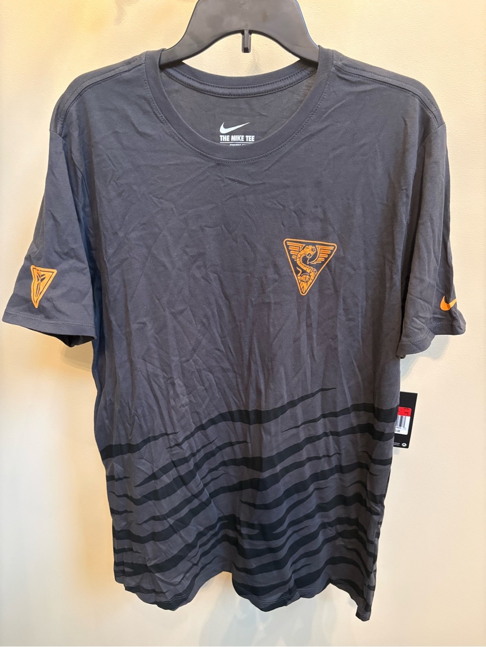NWT Nike Tee